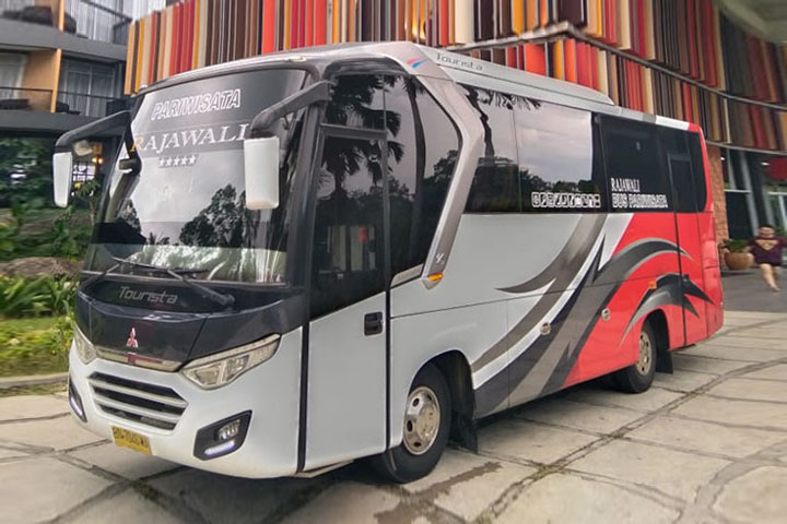 Bus Pariwisata Paket Wisata Tour Belitung Murah 2024